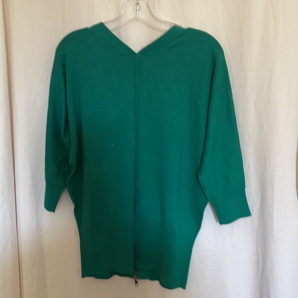 Sweater - Picture 2 of 7